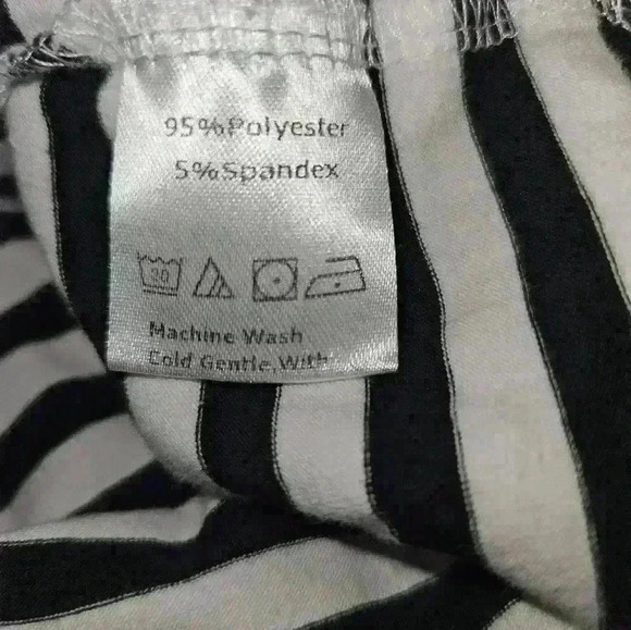 Womans Striped Dress With Hoodie - Picture 14 of 14